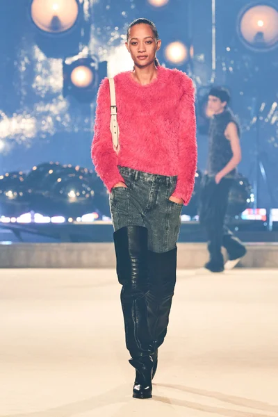 Look 38